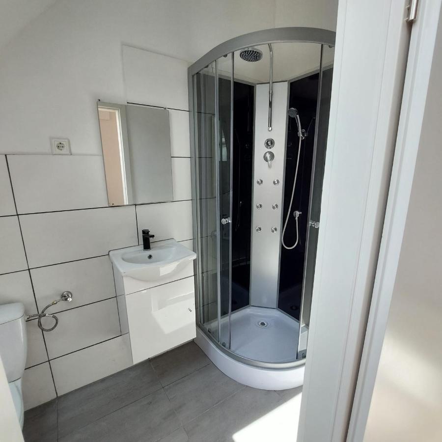 Hotel 24 Bilstein Ngoại thất bức ảnh